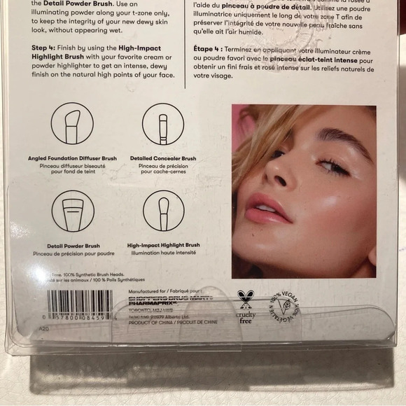 QUO Beauty Liquid Glow Brush Collection to  Create A Glowing Skin Canvas NEW - Picture 3 of 7